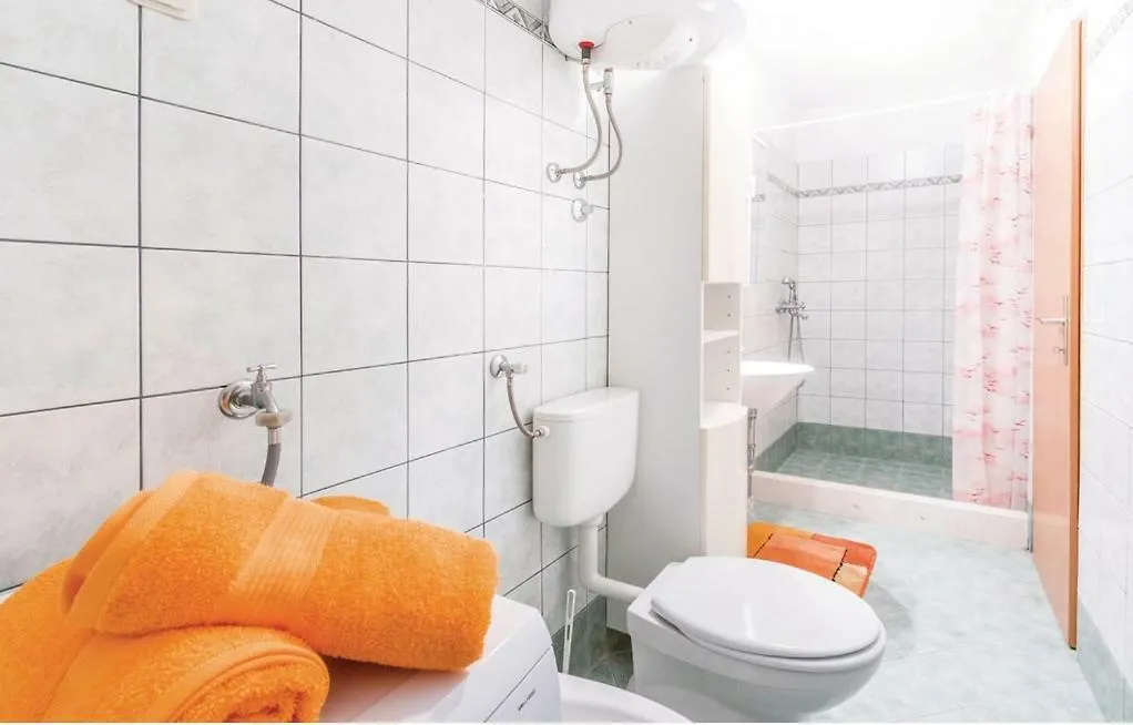Dvori Apartment Marcana
