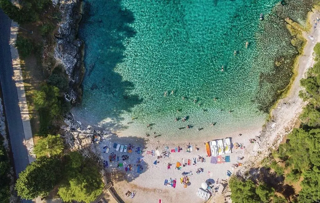 Dvori Apartment Marcana
